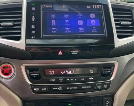 Красный Хонда Пилот, объемом двигателя 3.5 л и пробегом 246 тыс. км за 17300 $, фото 14 на Automoto.ua