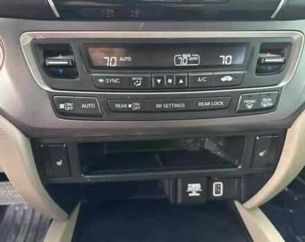 Хонда Пилот 2021 в Тернополе на Automoto.ua Красный Хонда Пилот, объемом двигателя 3.5 л и пробегом 32 тыс. км за 8400 $, фото 13 на Automoto.ua