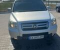 Серый Хонда Пилот, объемом двигателя 3.47 л и пробегом 260 тыс. км за 6700 $, фото 1 на Automoto.ua