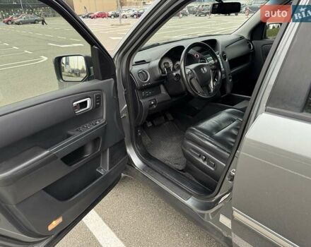 Серый Хонда Пилот, объемом двигателя 3.47 л и пробегом 258 тыс. км за 9900 $, фото 13 на Automoto.ua