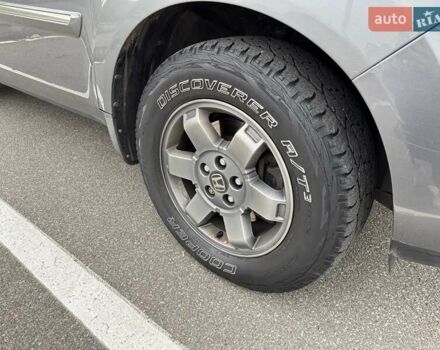 Серый Хонда Пилот, объемом двигателя 3.47 л и пробегом 258 тыс. км за 9900 $, фото 9 на Automoto.ua