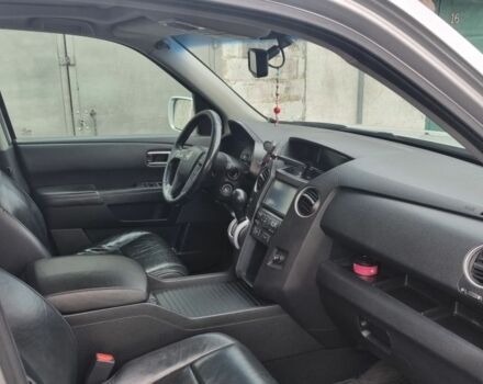 Серый Хонда Пилот, объемом двигателя 3.5 л и пробегом 250 тыс. км за 12000 $, фото 14 на Automoto.ua