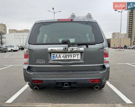 Серый Хонда Пилот, объемом двигателя 3.47 л и пробегом 258 тыс. км за 9900 $, фото 6 на Automoto.ua