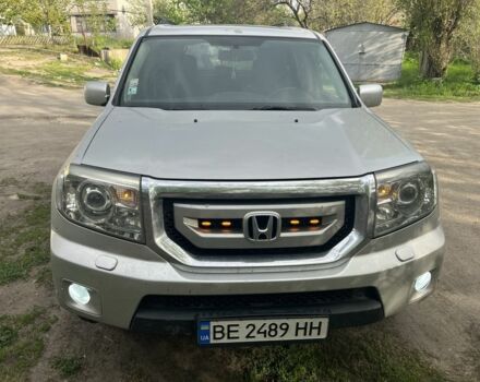 Серый Хонда Пилот, объемом двигателя 3.5 л и пробегом 330 тыс. км за 9600 $, фото 2 на Automoto.ua