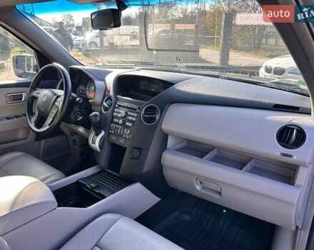 Сірий Хонда Пілот, об'ємом двигуна 3.5 л та пробігом 250 тис. км за 11800 $, фото 35 на Automoto.ua