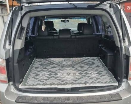 Серый Хонда Пилот, объемом двигателя 3.5 л и пробегом 250 тыс. км за 12000 $, фото 10 на Automoto.ua