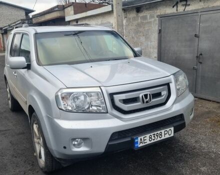 Серый Хонда Пилот, объемом двигателя 3.5 л и пробегом 250 тыс. км за 12000 $, фото 1 на Automoto.ua