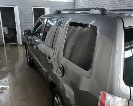 Сірий Хонда Пілот, об'ємом двигуна 3.5 л та пробігом 239 тис. км за 13000 $, фото 3 на Automoto.ua