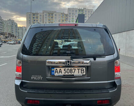 Хонда Пилот 2008 в Вишневом на Automoto.ua Серый Хонда Пилот, объемом двигателя 3.5 л и пробегом 183 тыс. км за 10800 $, фото 5 на Automoto.ua