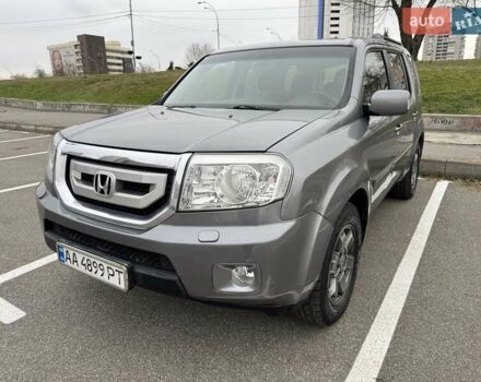 Серый Хонда Пилот, объемом двигателя 3.47 л и пробегом 258 тыс. км за 9900 $, фото 3 на Automoto.ua