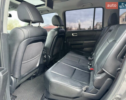 Сірий Хонда Пілот, об'ємом двигуна 3.5 л та пробігом 217 тис. км за 13500 $, фото 12 на Automoto.ua