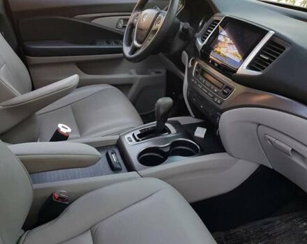 Серый Хонда Пилот, объемом двигателя 3.47 л и пробегом 90 тыс. км за 19300 $, фото 4 на Automoto.ua