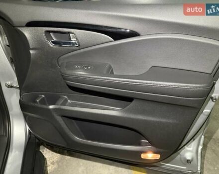 Серый Хонда Пилот, объемом двигателя 3 л и пробегом 125 тыс. км за 23000 $, фото 29 на Automoto.ua