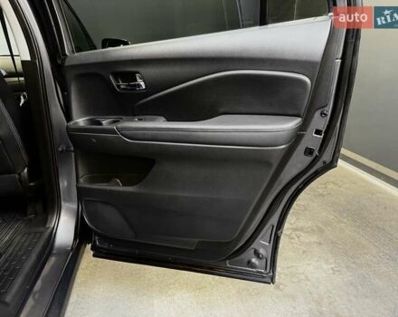 Сірий Хонда Пілот, об'ємом двигуна 3.5 л та пробігом 69 тис. км за 24500 $, фото 38 на Automoto.ua