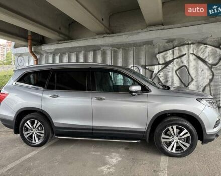 Серый Хонда Пилот, объемом двигателя 3 л и пробегом 125 тыс. км за 23000 $, фото 10 на Automoto.ua