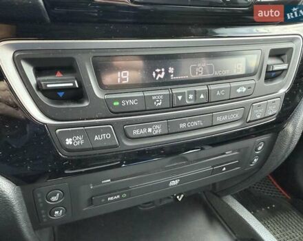 Серый Хонда Пилот, объемом двигателя 3 л и пробегом 125 тыс. км за 23500 $, фото 37 на Automoto.ua