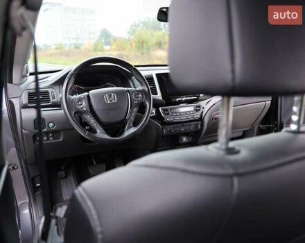 Серый Хонда Пилот, объемом двигателя 3.47 л и пробегом 81 тыс. км за 25000 $, фото 6 на Automoto.ua