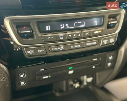 Хонда Пілот 2018 у Львові на Automoto.ua Сірий Хонда Пілот, об'ємом двигуна 3 л та пробігом 147 тис. км за 23900 $, фото 20 на Automoto.ua