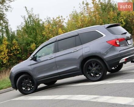 Серый Хонда Пилот, объемом двигателя 3.47 л и пробегом 81 тыс. км за 25000 $, фото 4 на Automoto.ua