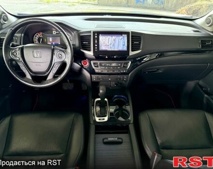 Серый Хонда Пилот, объемом двигателя 3 л и пробегом 125 тыс. км за 22800 $, фото 4 на Automoto.ua