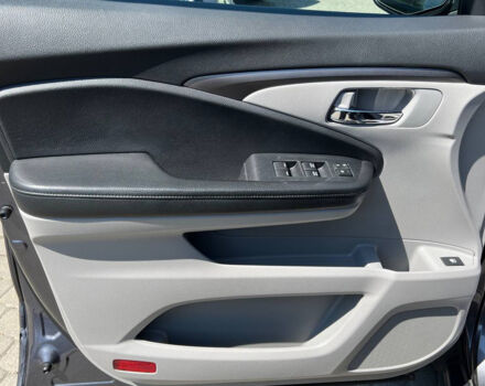 Серый Хонда Пилот, объемом двигателя 3.5 л и пробегом 90 тыс. км за 24000 $, фото 8 на Automoto.ua