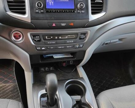 Серый Хонда Пилот, объемом двигателя 3.5 л и пробегом 155 тыс. км за 20000 $, фото 10 на Automoto.ua