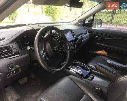 Серый Хонда Пилот, объемом двигателя 3.47 л и пробегом 91 тыс. км за 28000 $, фото 14 на Automoto.ua