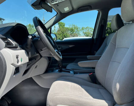 Серый Хонда Пилот, объемом двигателя 3.5 л и пробегом 90 тыс. км за 24000 $, фото 9 на Automoto.ua