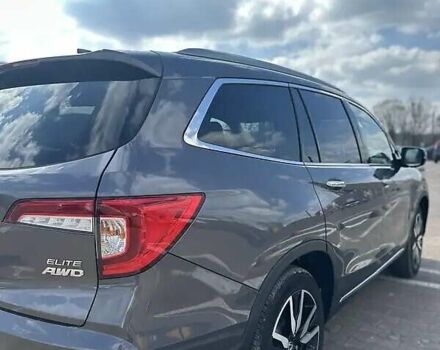 Серый Хонда Пилот, объемом двигателя 3.47 л и пробегом 21 тыс. км за 30000 $, фото 4 на Automoto.ua