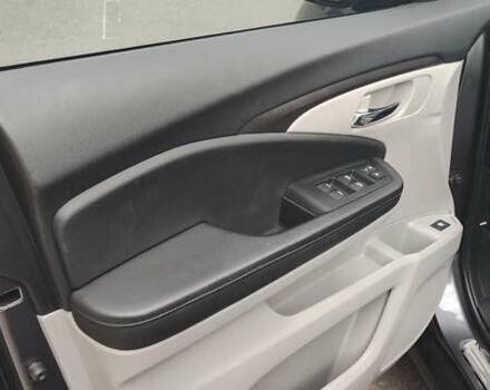 Серый Хонда Пилот, объемом двигателя 3.47 л и пробегом 30 тыс. км за 27700 $, фото 11 на Automoto.ua