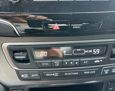 Серый Хонда Пилот, объемом двигателя 3.5 л и пробегом 35 тыс. км за 27300 $, фото 26 на Automoto.ua