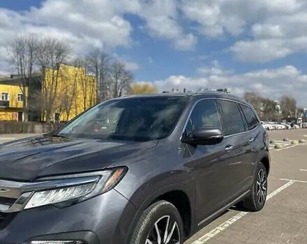 Серый Хонда Пилот, объемом двигателя 3.47 л и пробегом 21 тыс. км за 30000 $, фото 3 на Automoto.ua