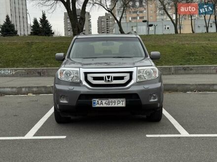 Серый Хонда Пилот, объемом двигателя 3.47 л и пробегом 258 тыс. км за 9900 $, фото 1 на Automoto.ua