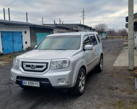 Серый Хонда Пилот, объемом двигателя 3.5 л и пробегом 250 тыс. км за 12000 $, фото 1 на Automoto.ua