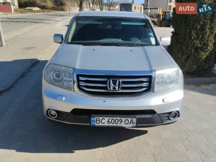 Серый Хонда Пилот, объемом двигателя 3.47 л и пробегом 380 тыс. км за 12500 $, фото 1 на Automoto.ua