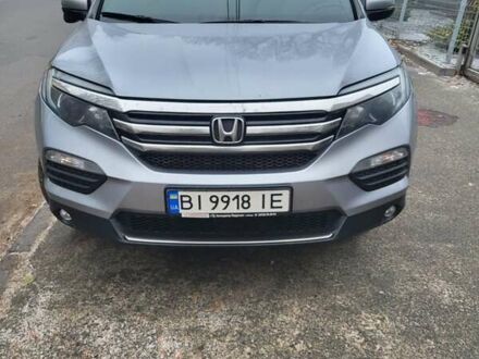 Хонда Пілот 2017 у Полтаві на Automoto.ua Сірий Хонда Пілот, об'ємом двигуна 3 л та пробігом 145 тис. км за 28999 $, фото 1 на Automoto.ua
