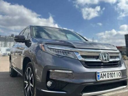 Серый Хонда Пилот, объемом двигателя 3.47 л и пробегом 21 тыс. км за 30000 $, фото 1 на Automoto.ua