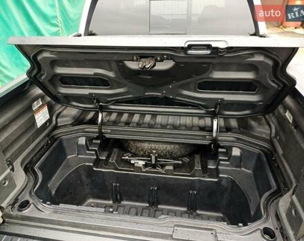 Білий Хонда Ріджлайн, об'ємом двигуна 3.5 л та пробігом 80 тис. км за 25500 $, фото 12 на Automoto.ua