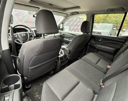 Білий Хонда Ріджлайн, об'ємом двигуна 3.47 л та пробігом 87 тис. км за 19900 $, фото 29 на Automoto.ua