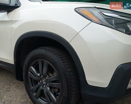 Білий Хонда Ріджлайн, об'ємом двигуна 3.5 л та пробігом 80 тис. км за 25500 $, фото 7 на Automoto.ua