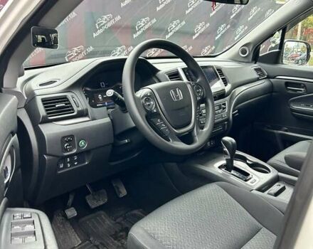 Білий Хонда Ріджлайн, об'ємом двигуна 3.47 л та пробігом 87 тис. км за 19900 $, фото 18 на Automoto.ua
