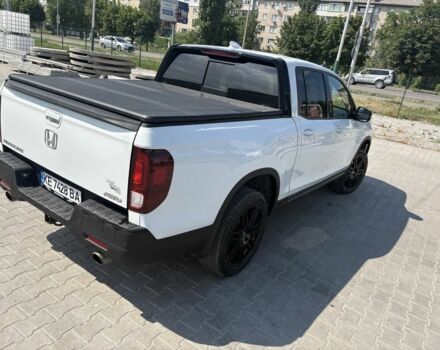 Білий Хонда Ріджлайн, об'ємом двигуна 3.5 л та пробігом 78 тис. км за 25145 $, фото 2 на Automoto.ua