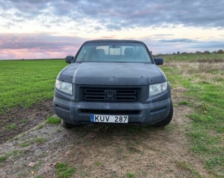 Чорний Хонда Ріджлайн, об'ємом двигуна 3.5 л та пробігом 300 тис. км за 3504 $, фото 1 на Automoto.ua