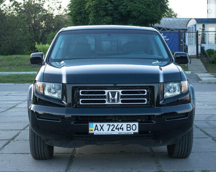 Черный Хонда Риджлайн, объемом двигателя 3.5 л и пробегом 130 тыс. км за 13500 $, фото 2 на Automoto.ua