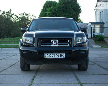 Черный Хонда Риджлайн, объемом двигателя 3.5 л и пробегом 130 тыс. км за 13500 $, фото 3 на Automoto.ua