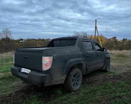 Чорний Хонда Ріджлайн, об'ємом двигуна 3.5 л та пробігом 300 тис. км за 3504 $, фото 5 на Automoto.ua
