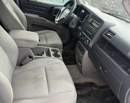 Черный Хонда Риджлайн, объемом двигателя 3.5 л и пробегом 260 тыс. км за 4700 $, фото 7 на Automoto.ua