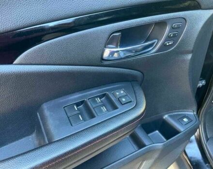 Хонда Риджлайн 2017 в Киеве на Automoto.ua Черный Хонда Риджлайн, объемом двигателя 3.5 л и пробегом 48 тыс. км за 6300 $, фото 9 на Automoto.ua