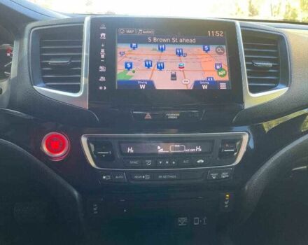 Хонда Риджлайн 2017 в Киеве на Automoto.ua Черный Хонда Риджлайн, объемом двигателя 3.5 л и пробегом 48 тыс. км за 6300 $, фото 13 на Automoto.ua