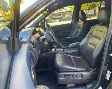 Хонда Риджлайн 2017 в Киеве на Automoto.ua Черный Хонда Риджлайн, объемом двигателя 3.5 л и пробегом 48 тыс. км за 6300 $, фото 10 на Automoto.ua